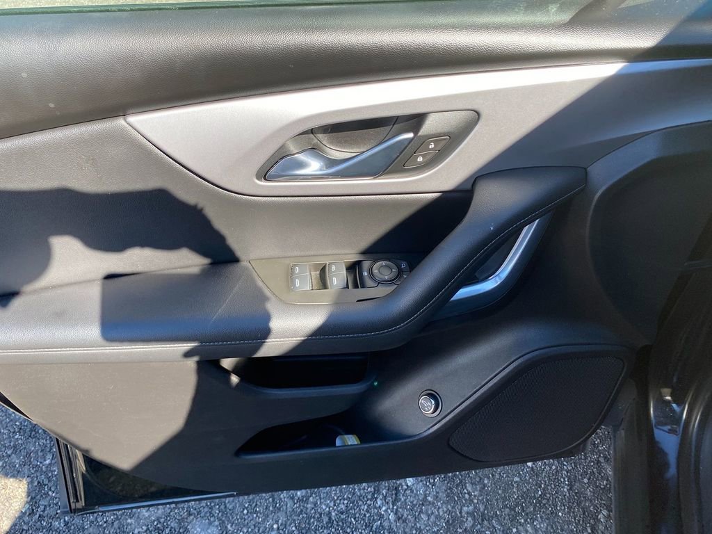 Used 2021 Chevrolet Blazer LT image 11