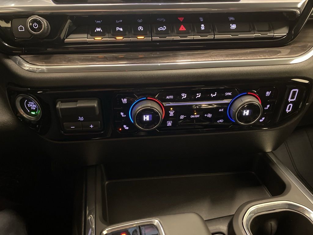 Used 2024 Chevrolet Silverado 1500 LTZ w/ LTZ Premium Package image 20