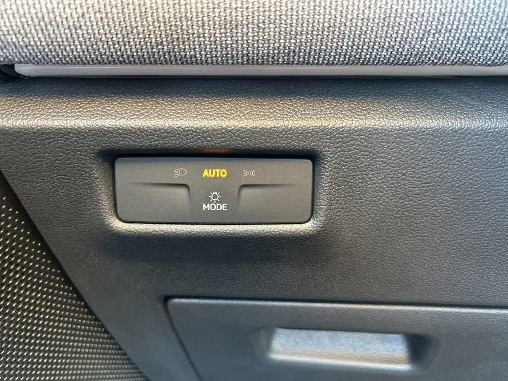 New 2026 Volkswagen Tiguan S image 30