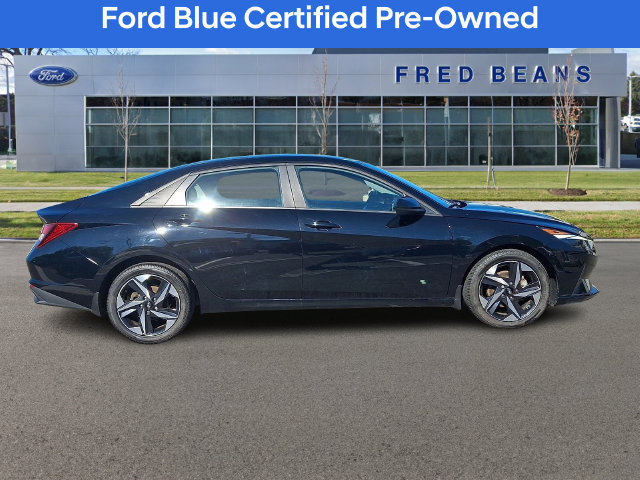 Used 2023 Hyundai Elantra SEL w/ Convenience Package FWD image 8