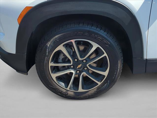 Used 2025 Chevrolet TrailBlazer LT FWD image 27