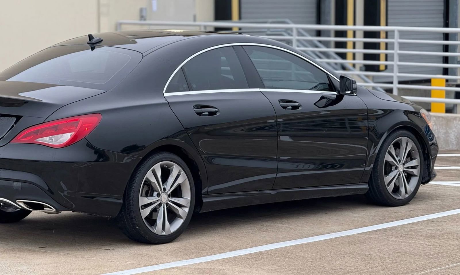 Used 2017 Mercedes-Benz CLA 250 image 9