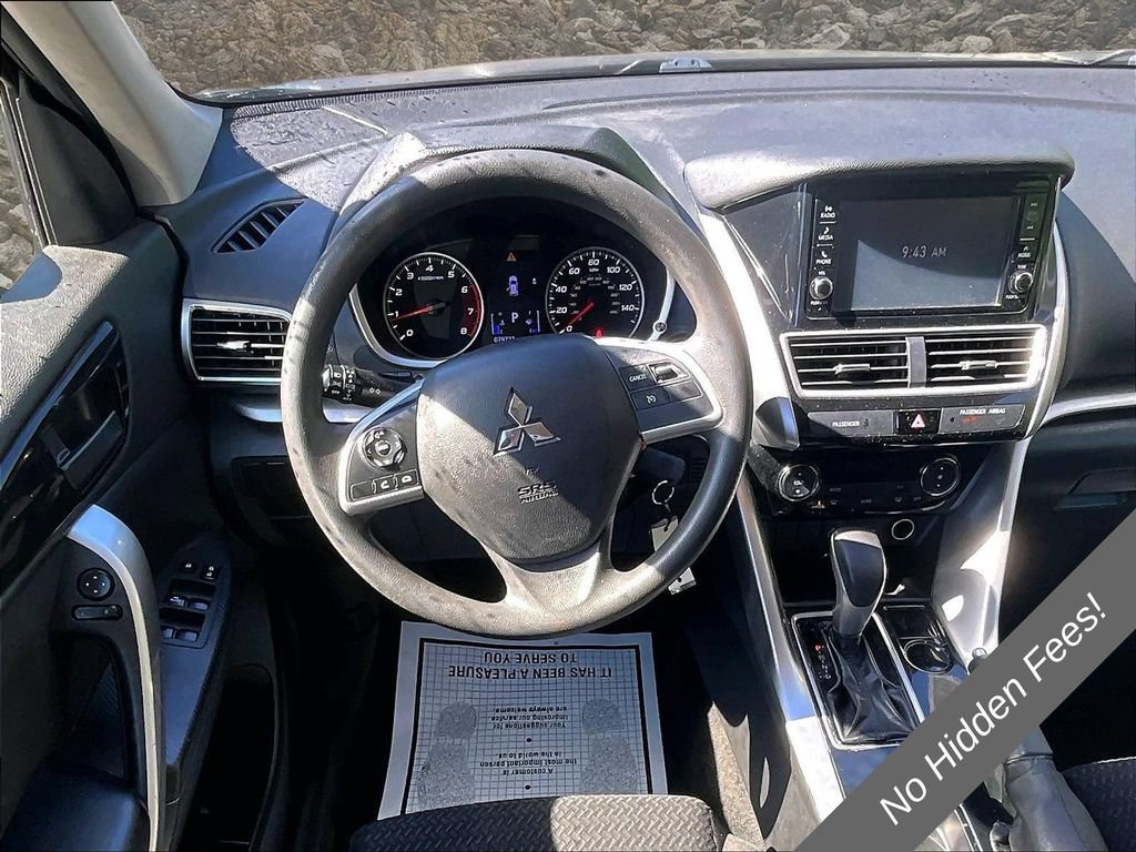 Used 2020 Mitsubishi Eclipse Cross ES FWD image 4