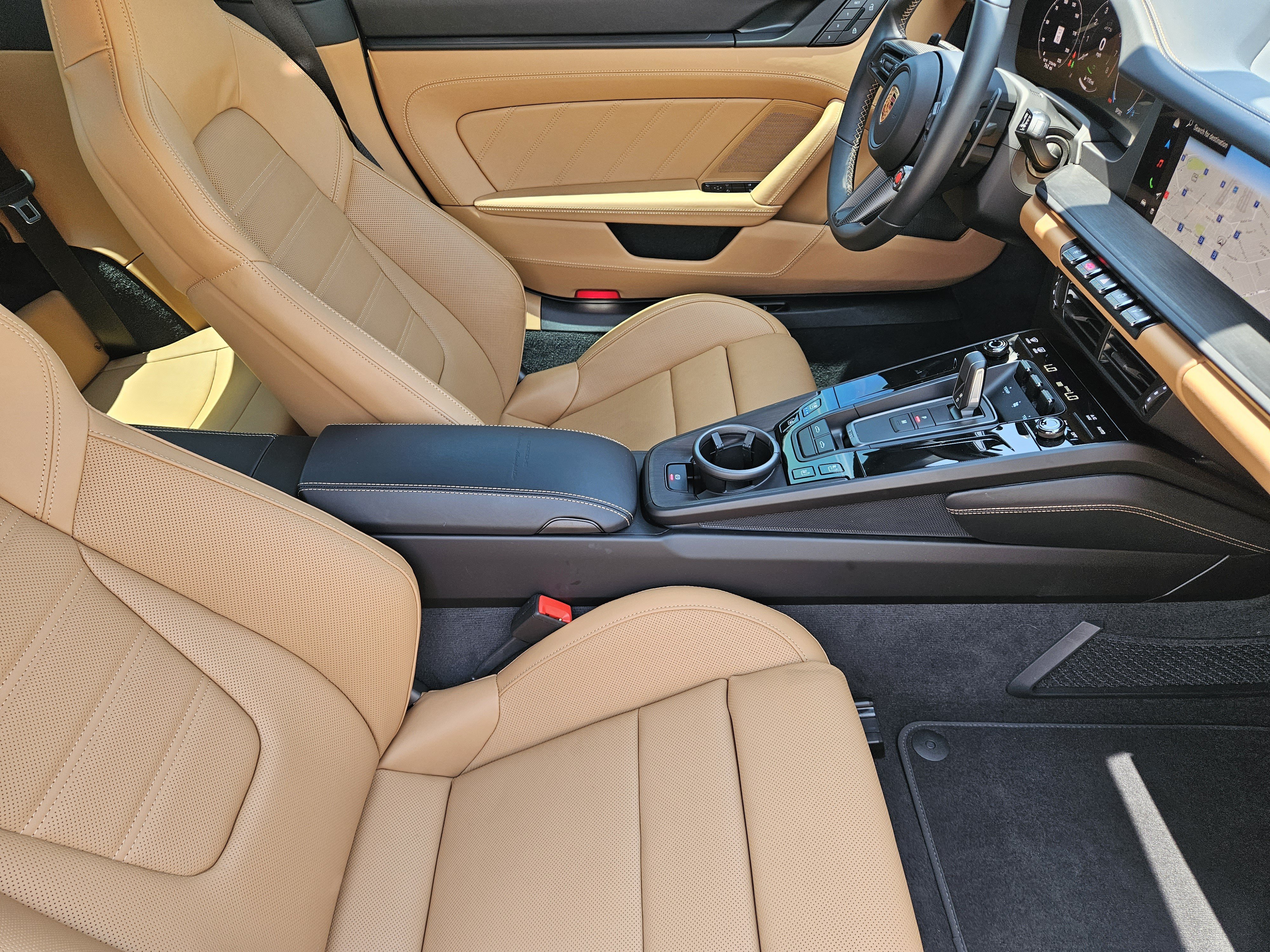 Certified 2026 Porsche 911 Targa 4 GTS AWD/4WD image 15
