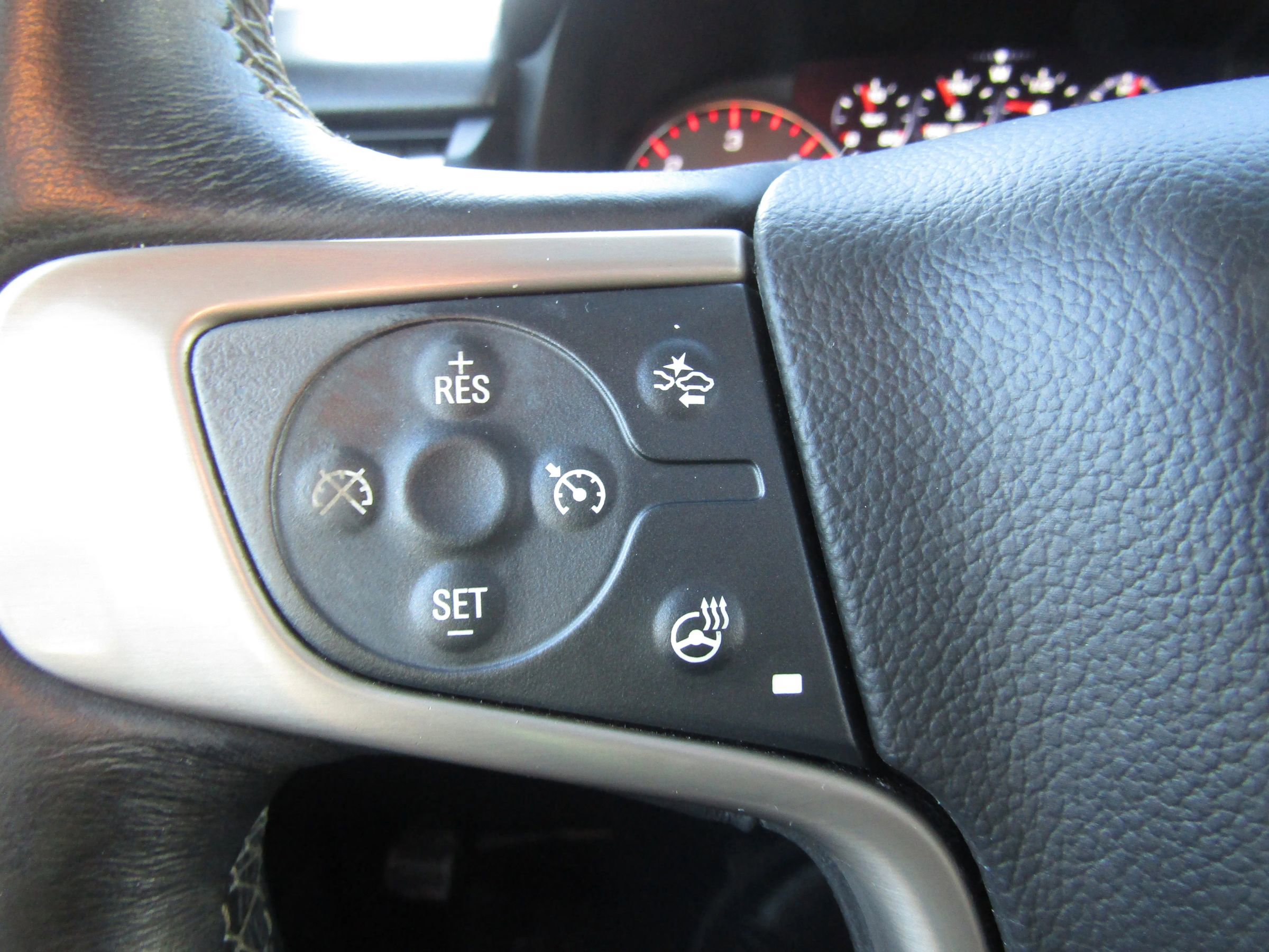 Used 2015 GMC Yukon XL Denali w/ Open Road Package image 36