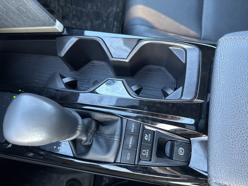 Used 2025 Toyota Camry XLE image 23