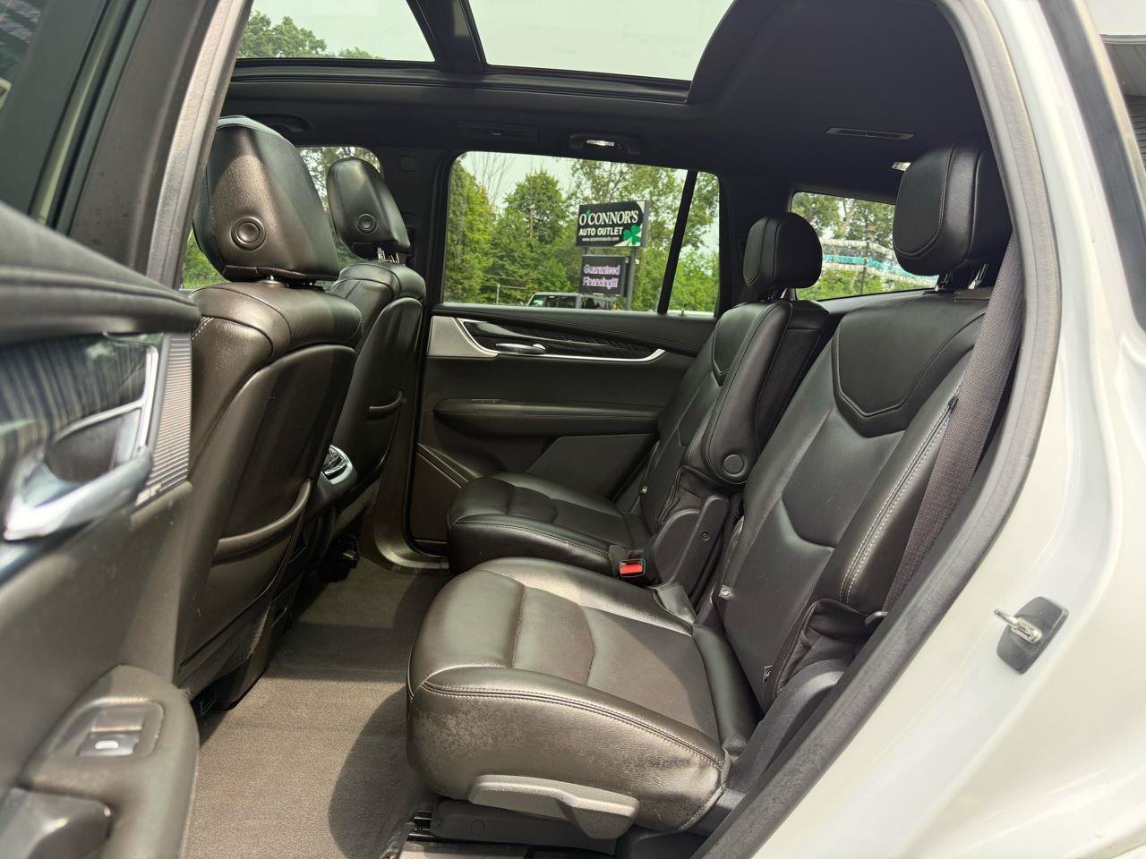 Used 2021 Cadillac XT6 Premium Luxury FWD image 16