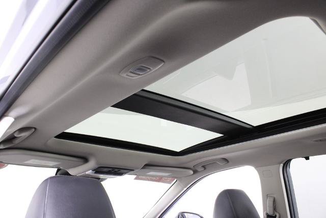 Certified 2021 Nissan Rogue Platinum AWD/4WD image 24