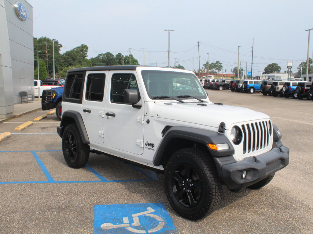 Used 2019 Jeep Wrangler Unlimited Sport AWD/4WD image 3