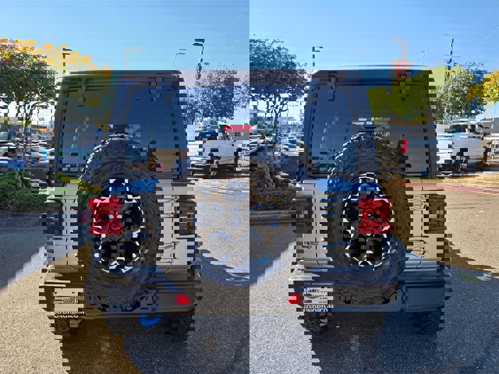 Used 2022 Jeep Wrangler Unlimited Rubicon 4xe w/ Cold Weather Group image 6