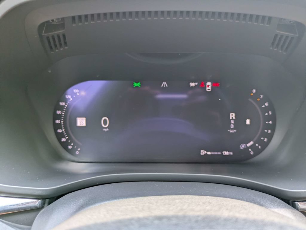 Used 2023 Volvo XC60 B5 Ultimate AWD/4WD image 28