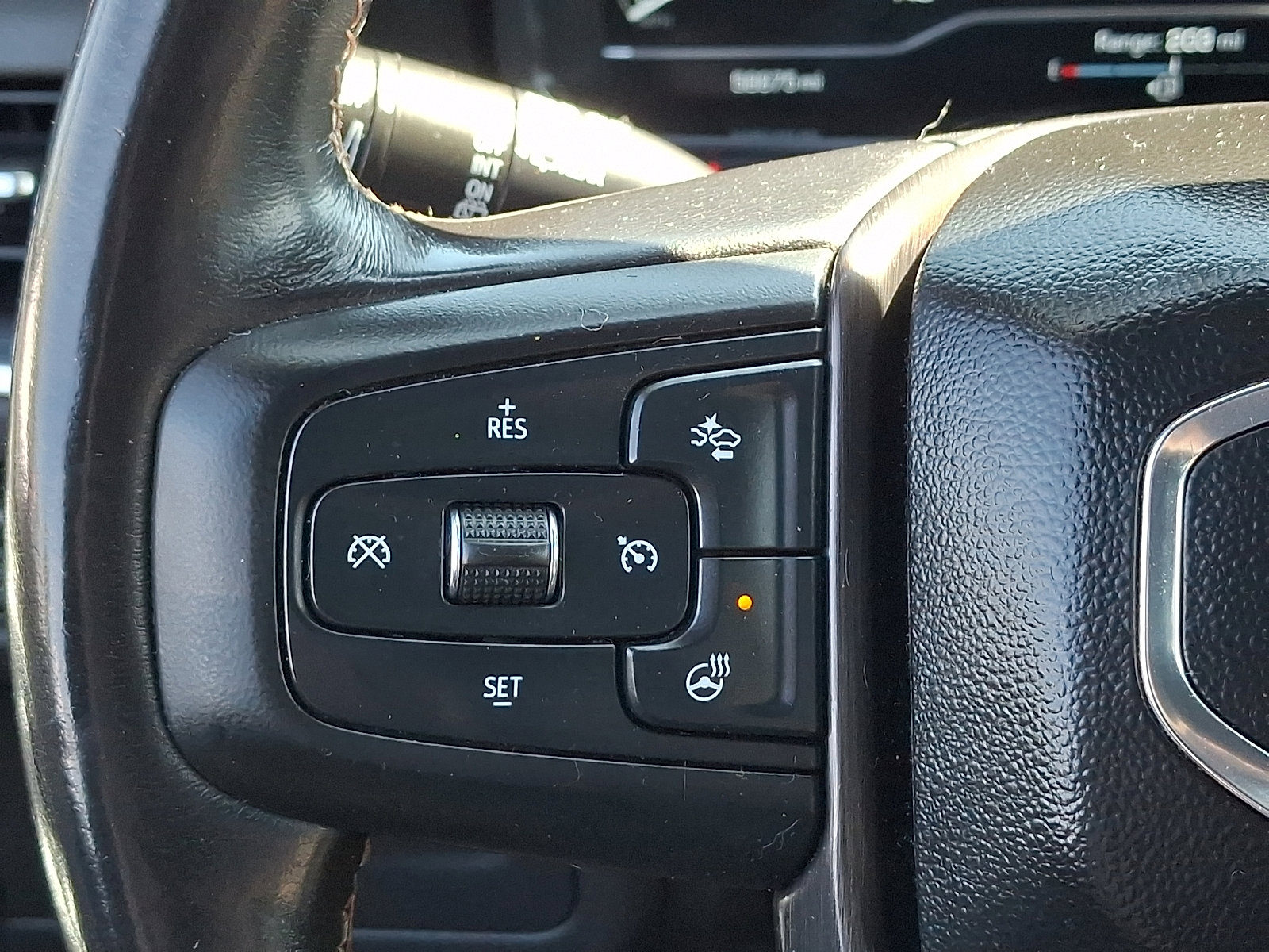 Certified 2023 GMC Yukon XL AT4 w/ AT4 Premium Package AWD/4WD image 25