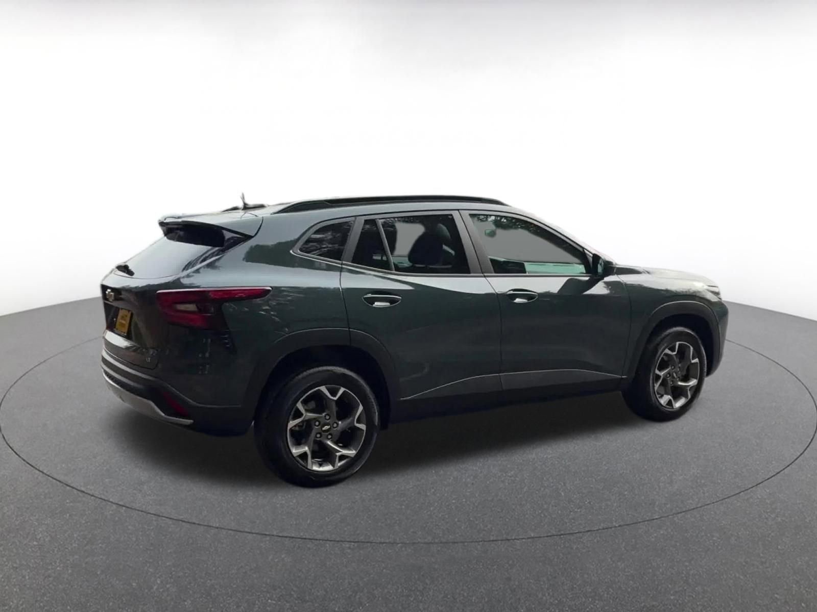 Used 2025 Chevrolet Trax LT image 15