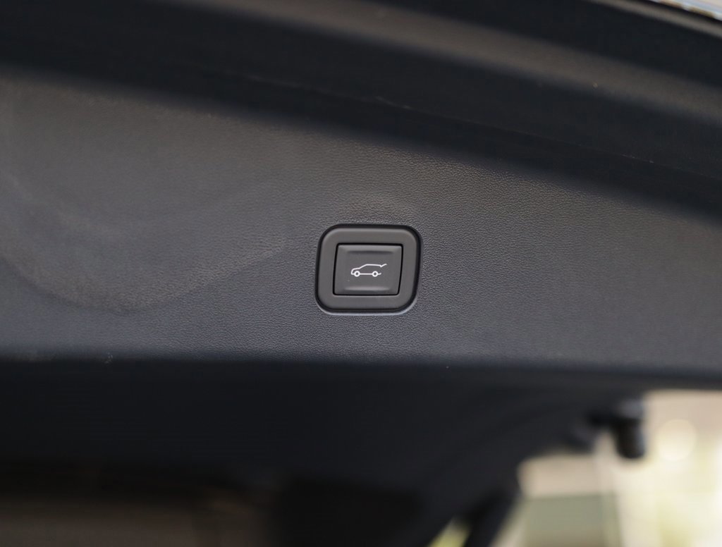 New 2026 Cadillac Vistiq Premium Luxury image 39