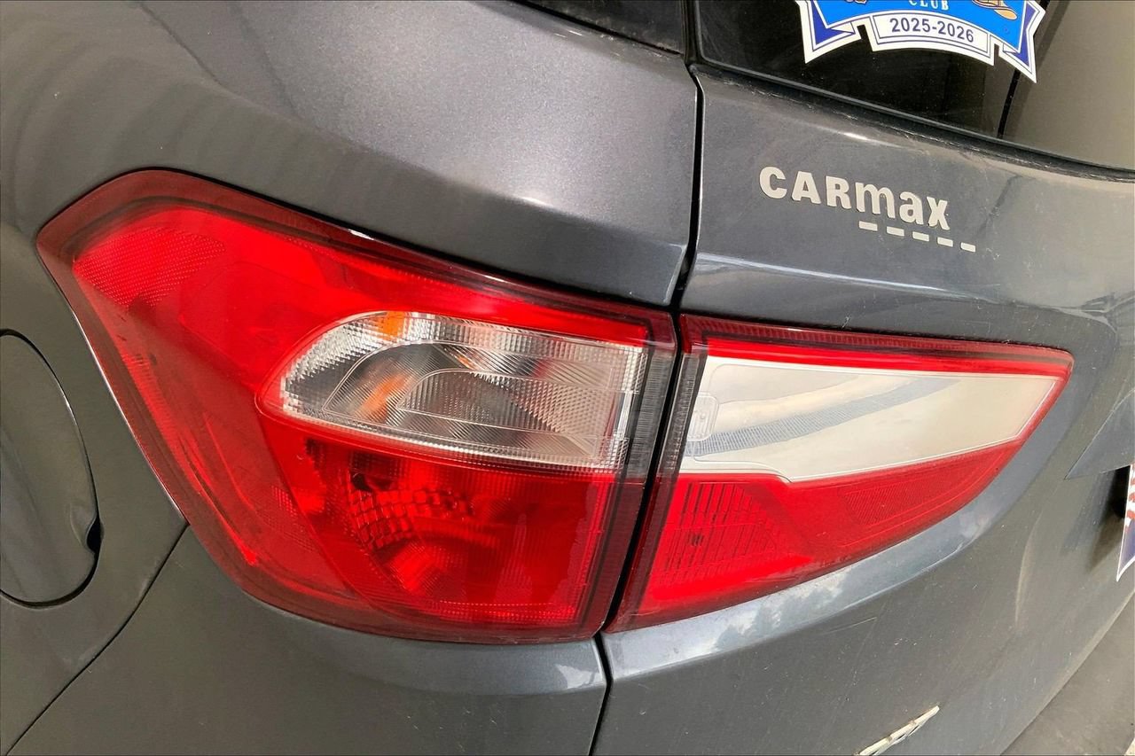 Used 2020 Ford EcoSport SE w/ SE Convenience Package FWD image 10