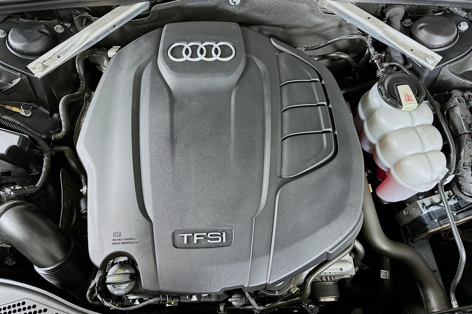 Used 2019 Audi A4 2.0T Premium FWD image 13