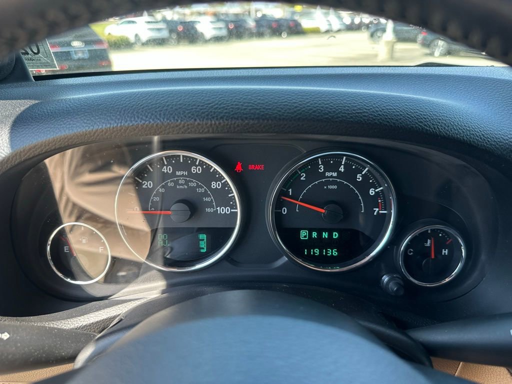 Used 2013 Jeep Wrangler Unlimited Sahara w/ Connectivity Group image 16