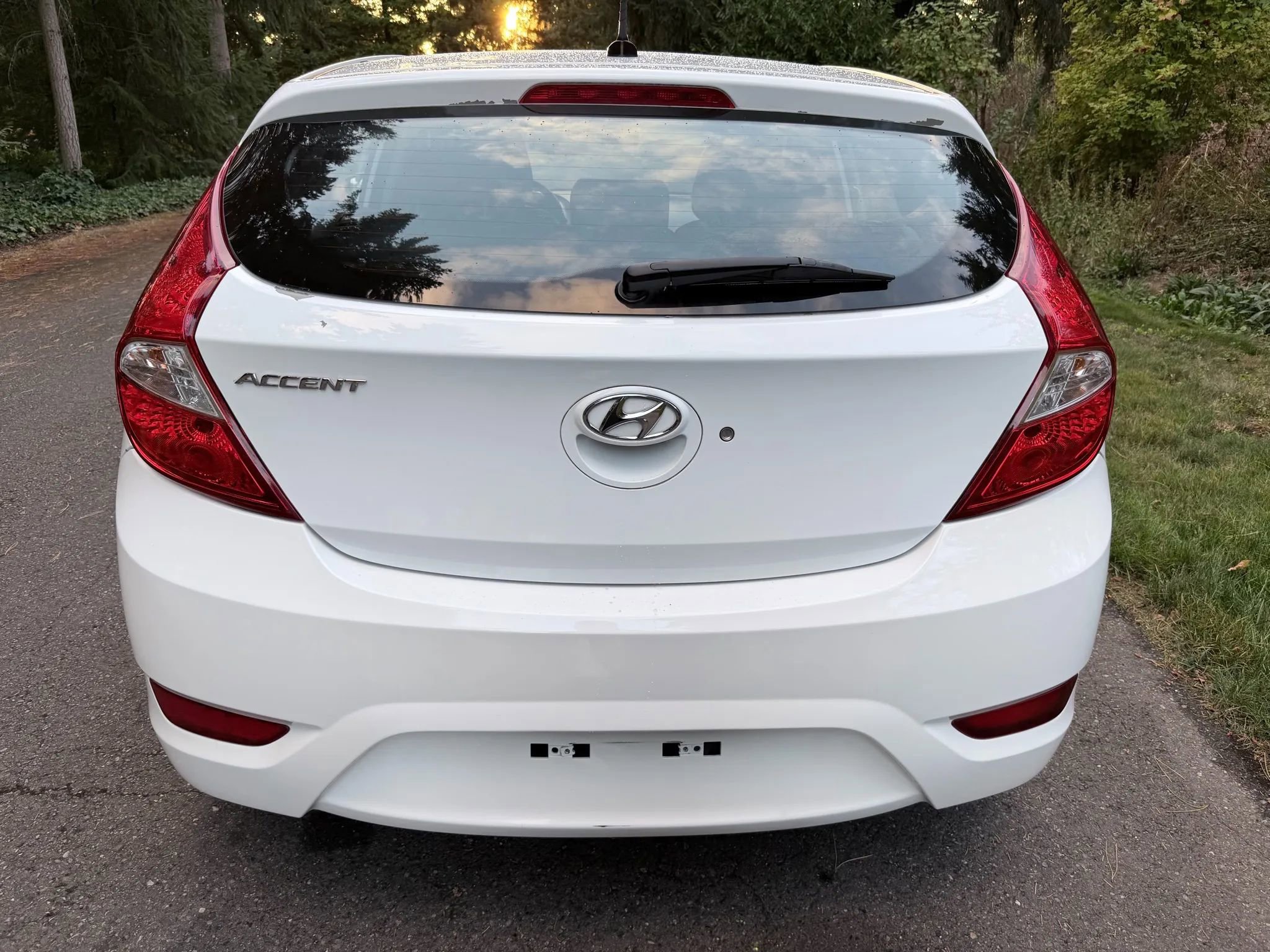 Used 2016 Hyundai Accent SE image 4