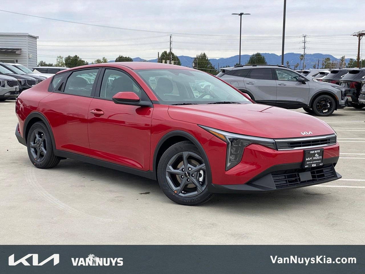 New 2026 Kia K4 LXS image 1