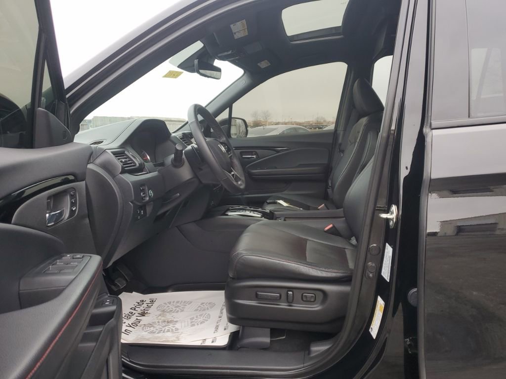 Used 2020 Honda Pilot Black Edition image 33