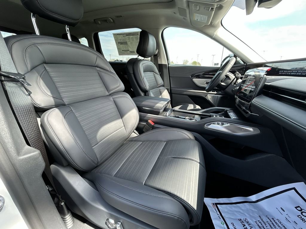 New 2026 Lincoln Nautilus Reserve AWD/4WD image 31