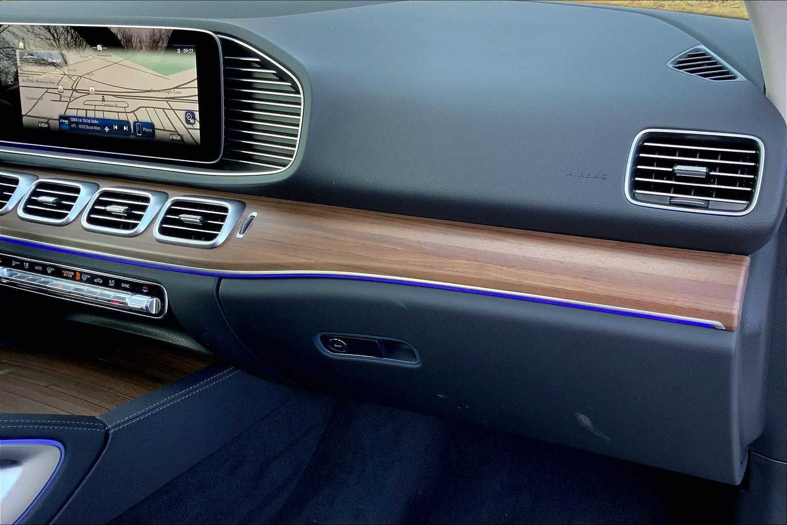 Certified 2025 Mercedes-Benz GLE 350 4MATIC image 10