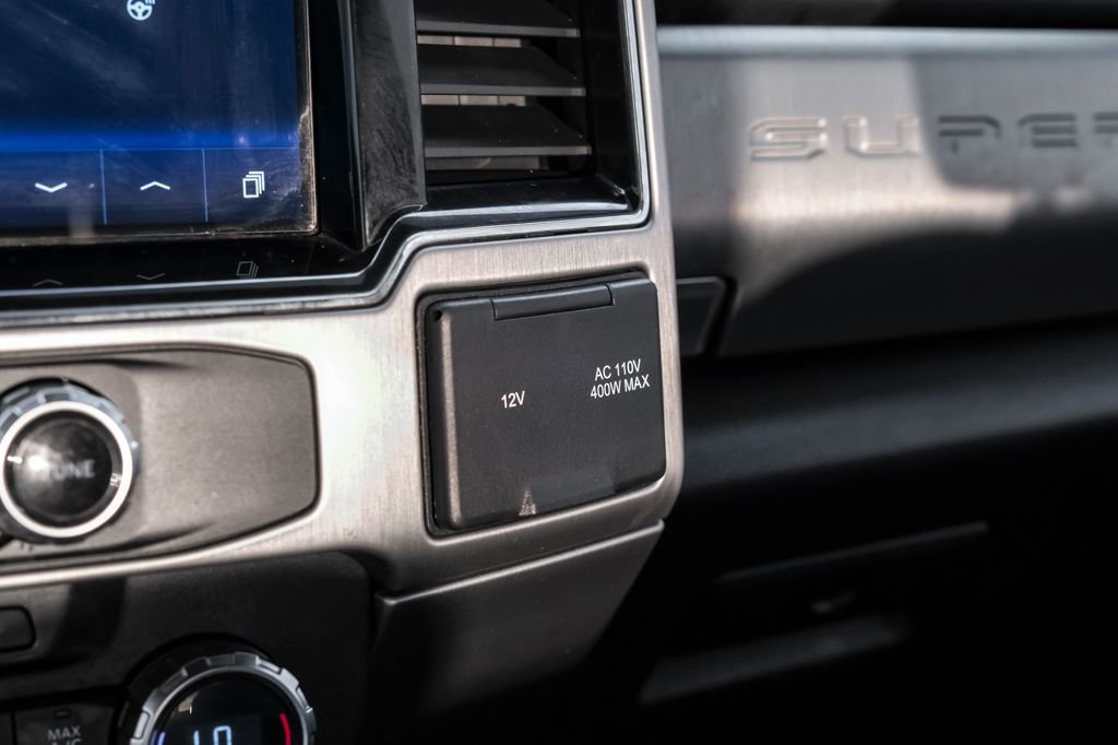 Used 2022 Ford F350 Platinum w/ FX4 Off-Road Package image 29