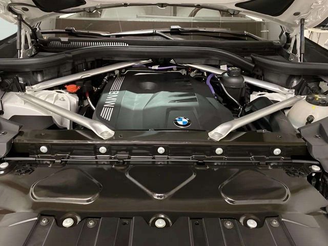Used 2026 BMW X5 xDrive40i AWD/4WD image 12