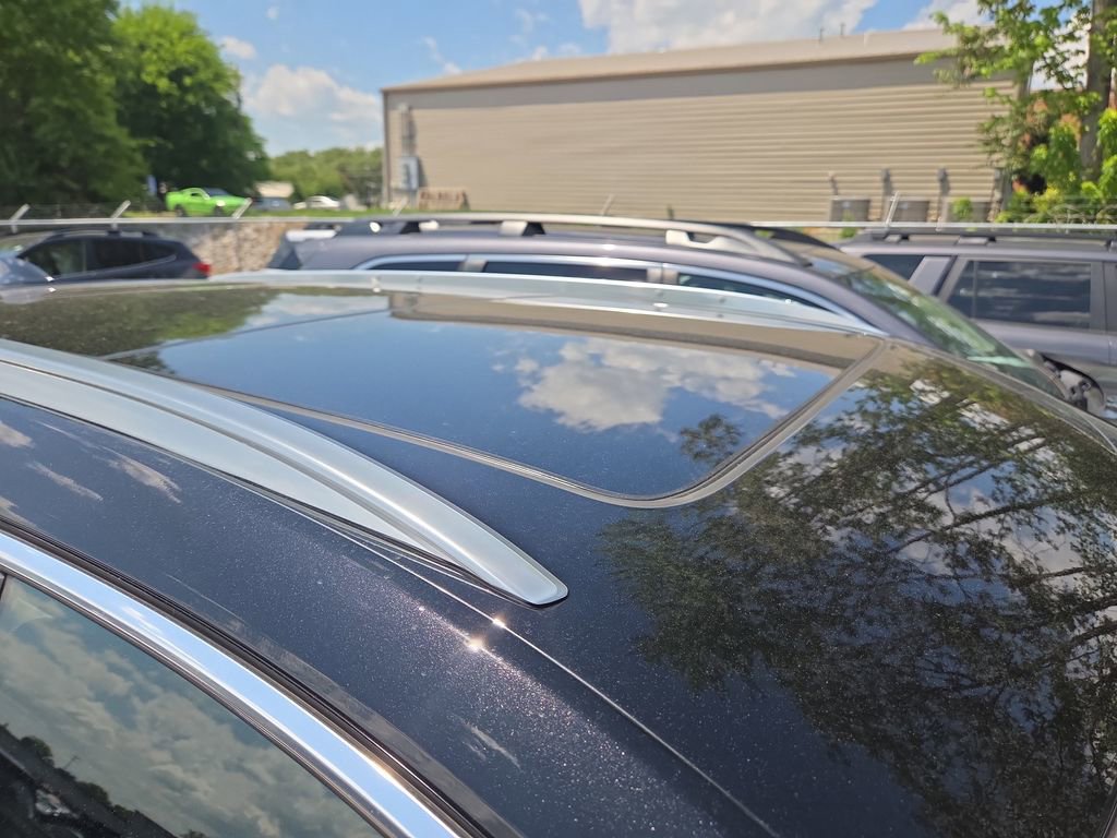 Used 2020 Cadillac XT5 Premium Luxury FWD image 3