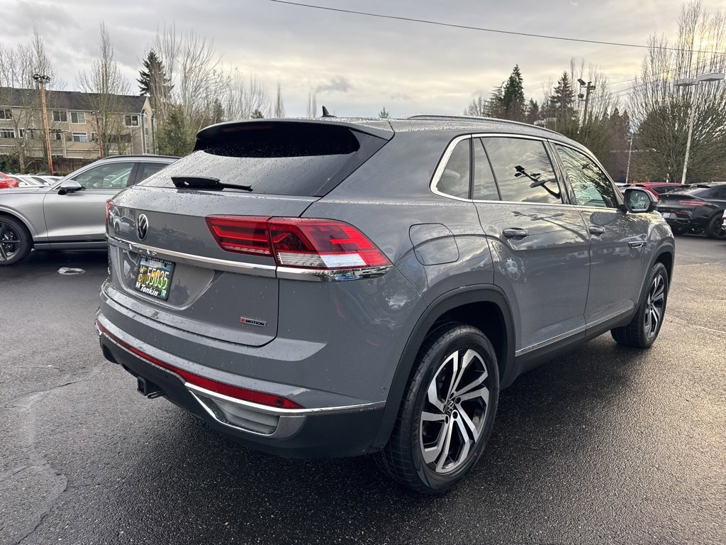 Used 2021 Volkswagen Atlas Cross Sport SEL Premium image 7