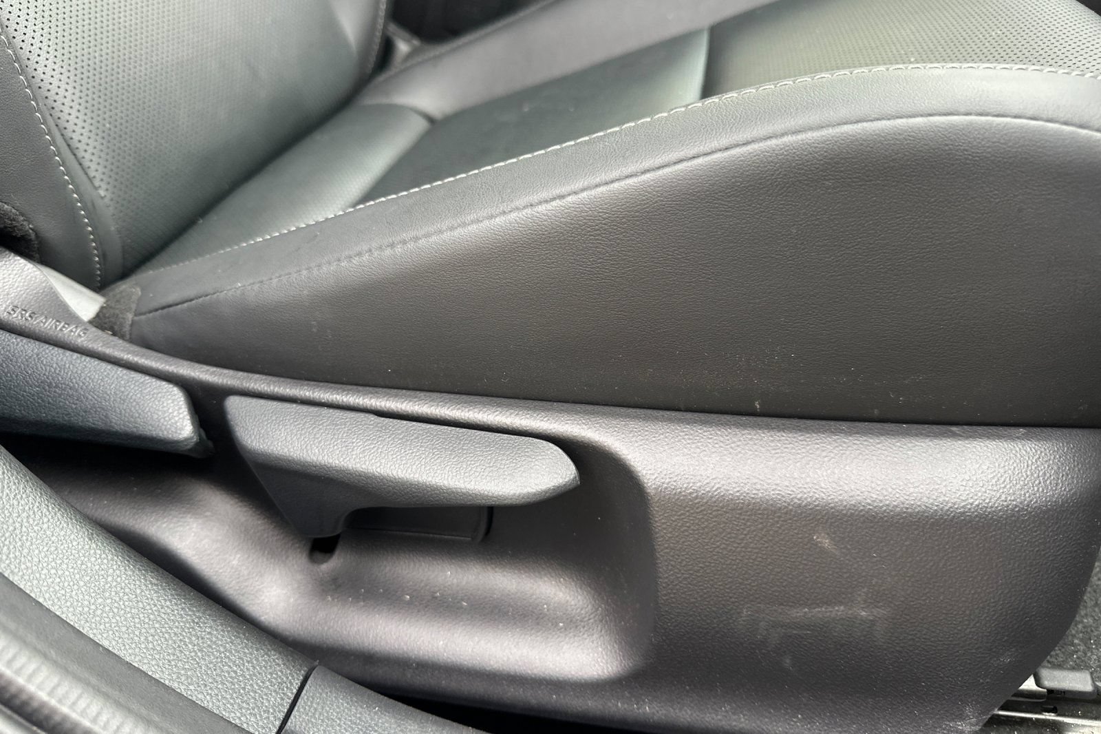 Used 2026 Toyota Prius LE FWD image 22