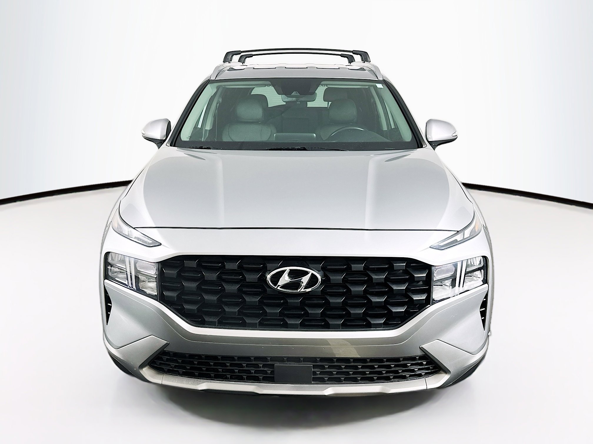 Used 2023 Hyundai Santa Fe SEL image 2