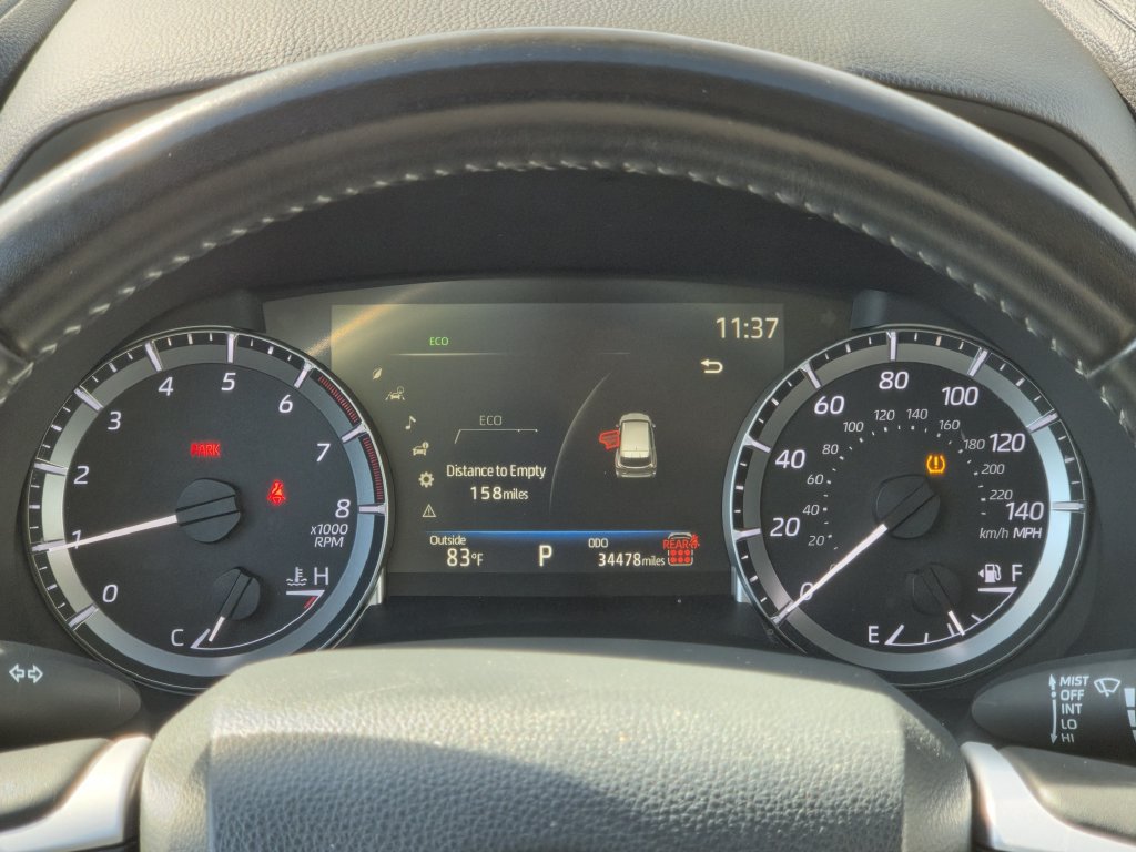 Used 2021 Nissan Kicks SR w/ Exterior Package FWD image 16