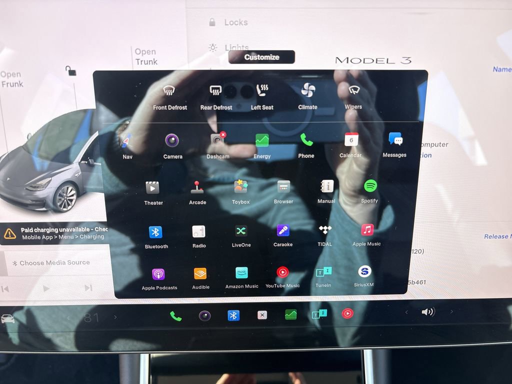 Used 2018 Tesla Model 3 image 17