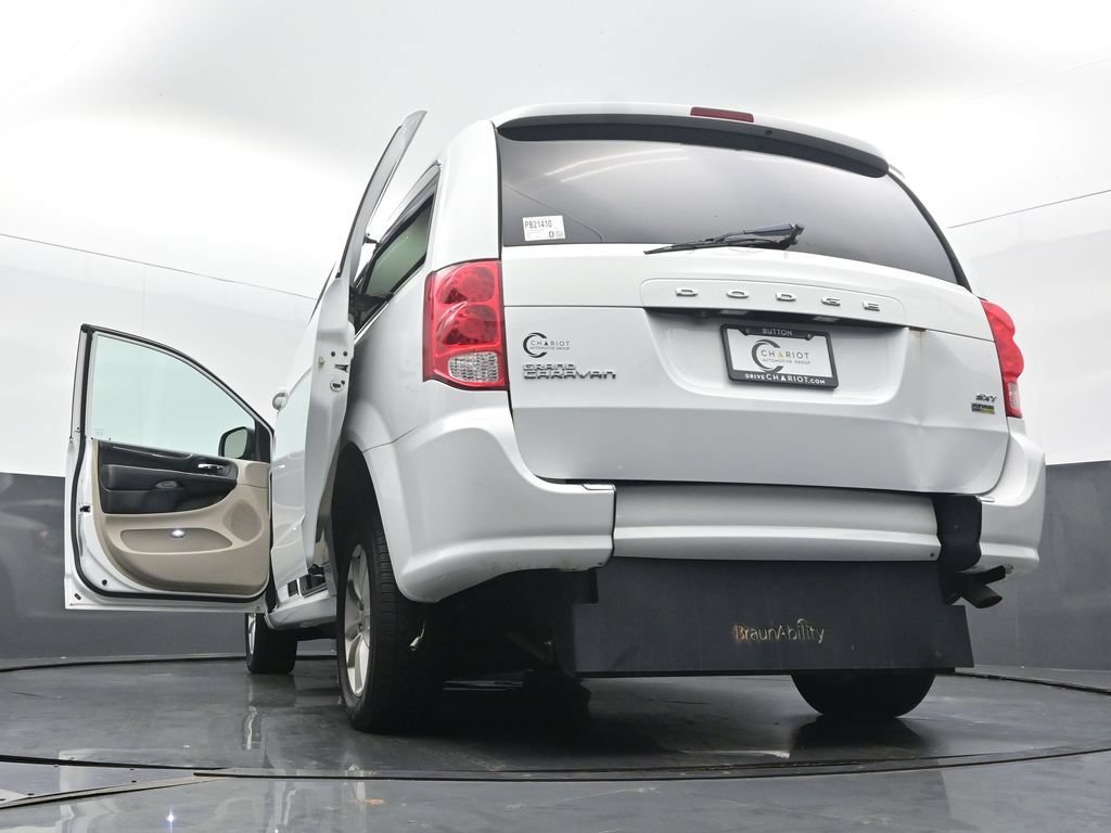 Used 2019 Dodge Grand Caravan SXT FWD image 55