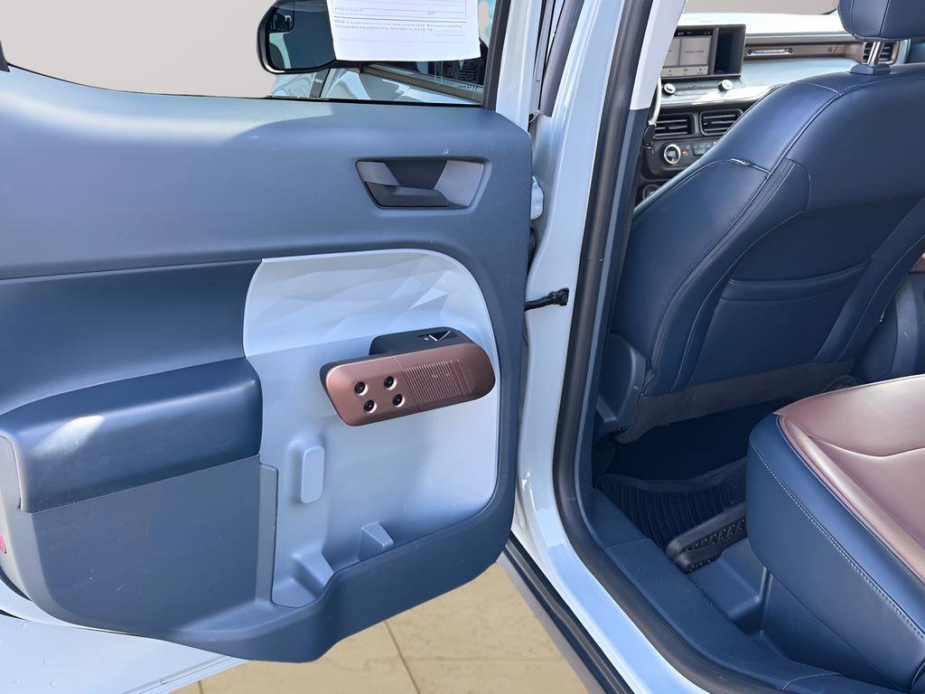 Used 2022 Ford Maverick Lariat image 27