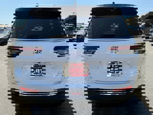 New 2025 Jeep Grand Cherokee L Limited w/ Luxury Tech Group II image 5