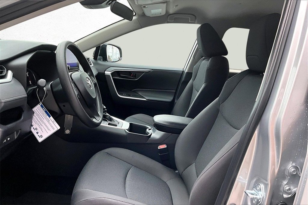 New 2025 Toyota RAV4 LE image 18