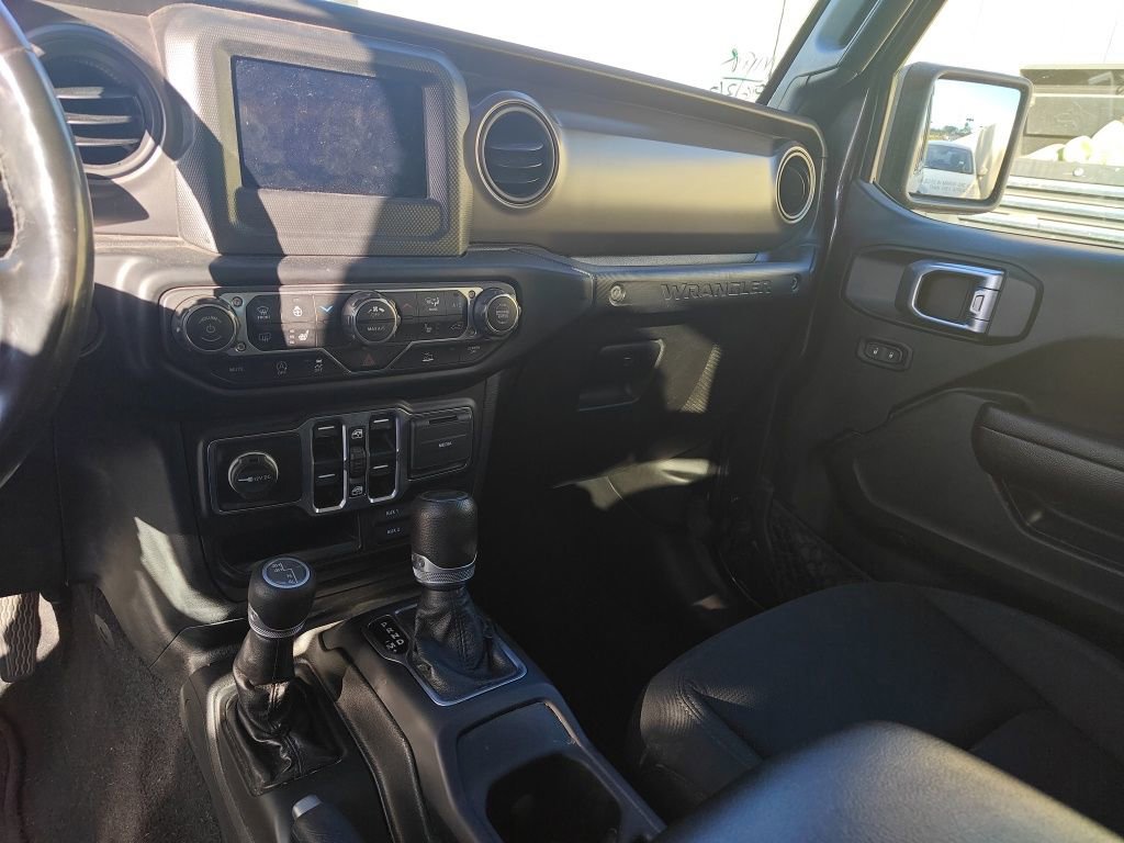 Used 2022 Jeep Wrangler Unlimited Sport image 12