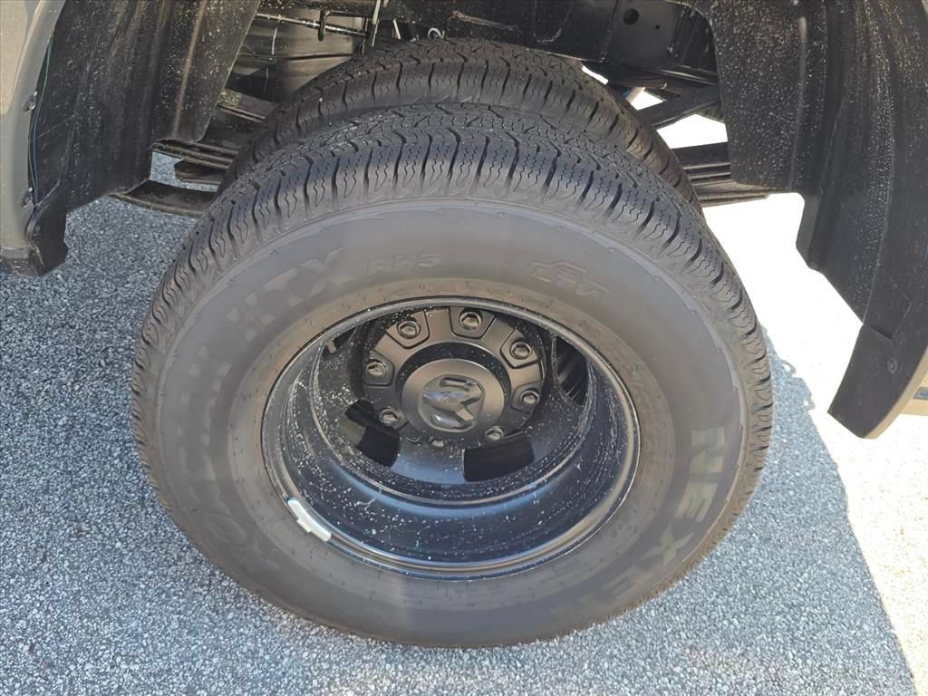 New 2027 RAM 3500 Tradesman AWD/4WD image 7