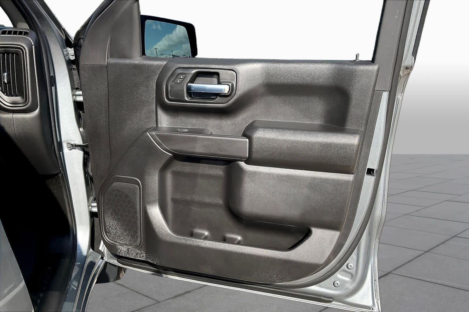 Used 2026 Chevrolet Silverado 1500 Custom RWD image 22
