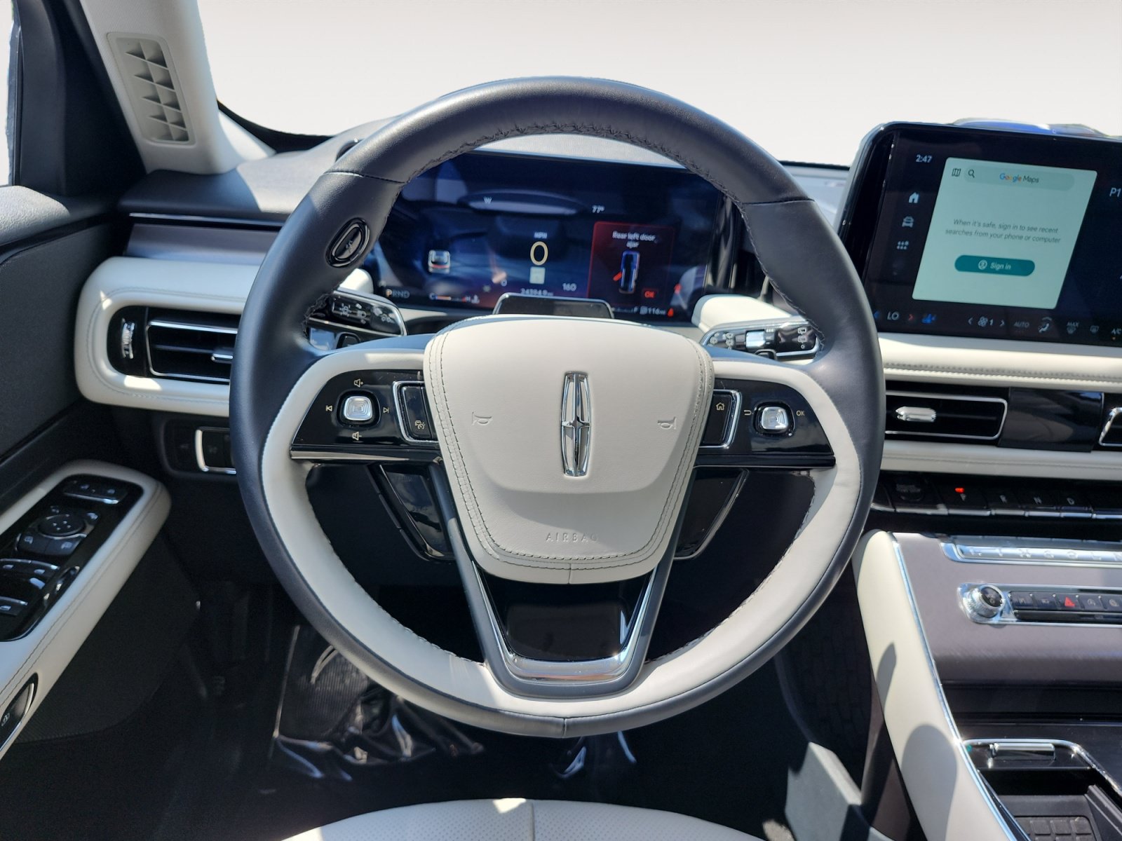 Used 2025 Lincoln Aviator AWD w/ Jet Appearance Package image 12