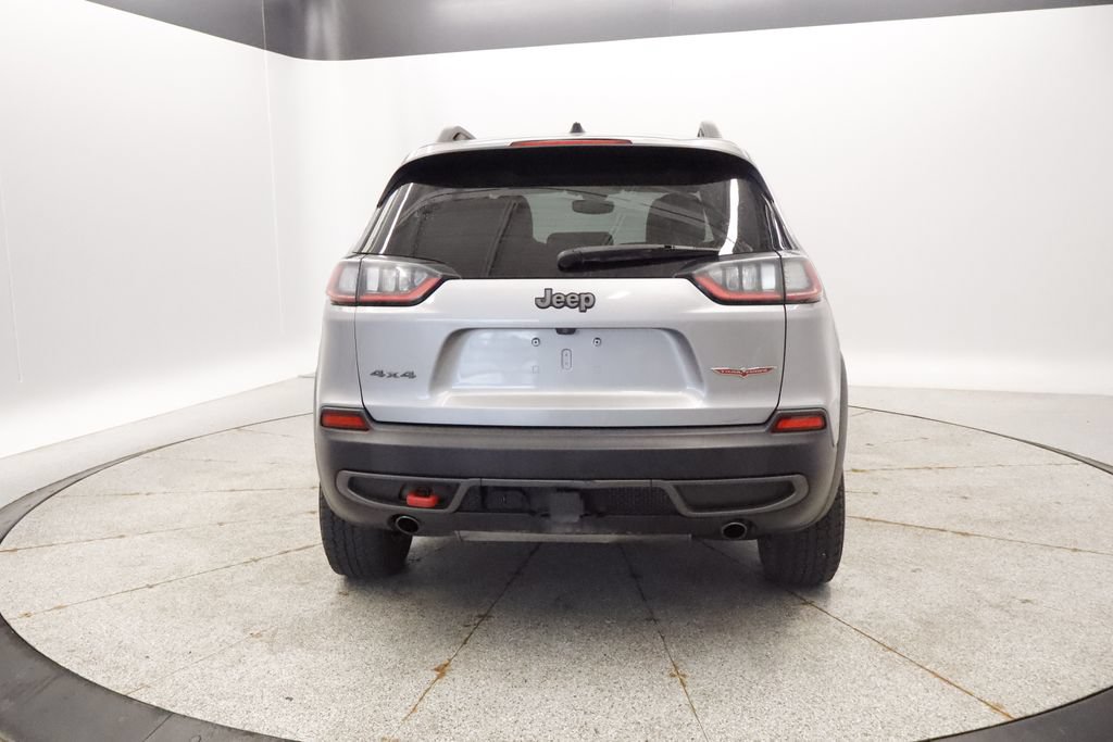 Used 2019 Jeep Cherokee Trailhawk w/ Comfort & Convenience Group AWD/4WD image 4