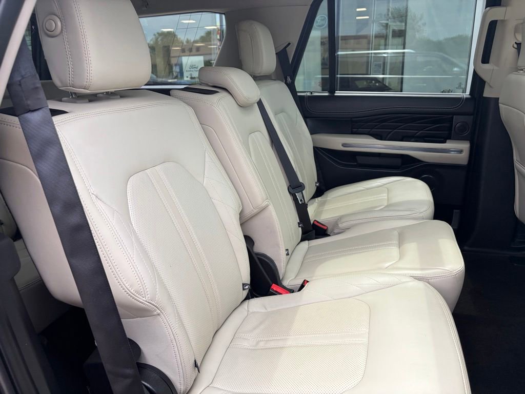 Used 2020 Ford Expedition Platinum AWD/4WD image 25