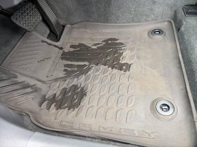 Used 2022 Toyota Camry XLE image 18