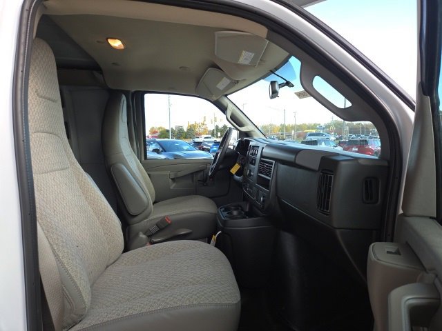 New 2025 Chevrolet Express 2500 Extended image 16
