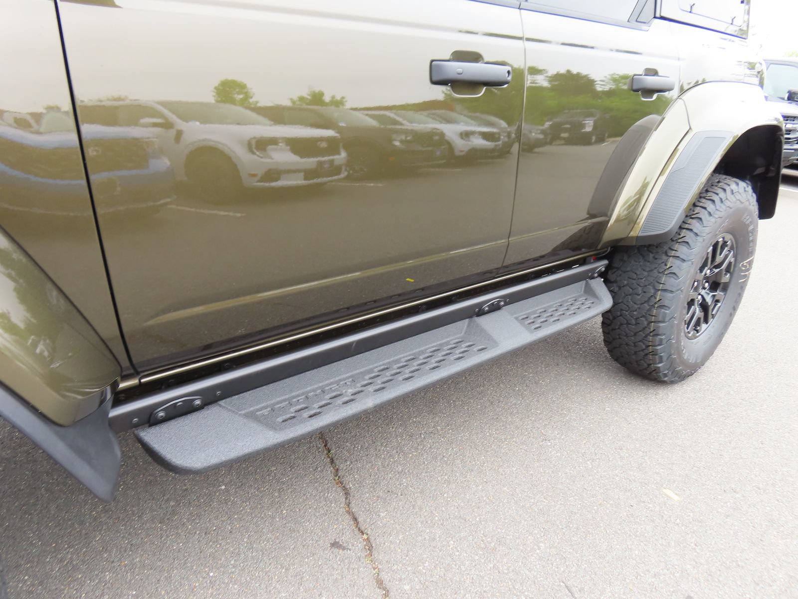 New 2026 Ford Bronco Raptor AWD/4WD image 9