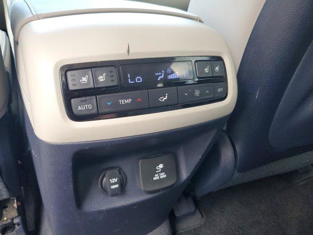 Used 2022 Hyundai Palisade Limited FWD image 16
