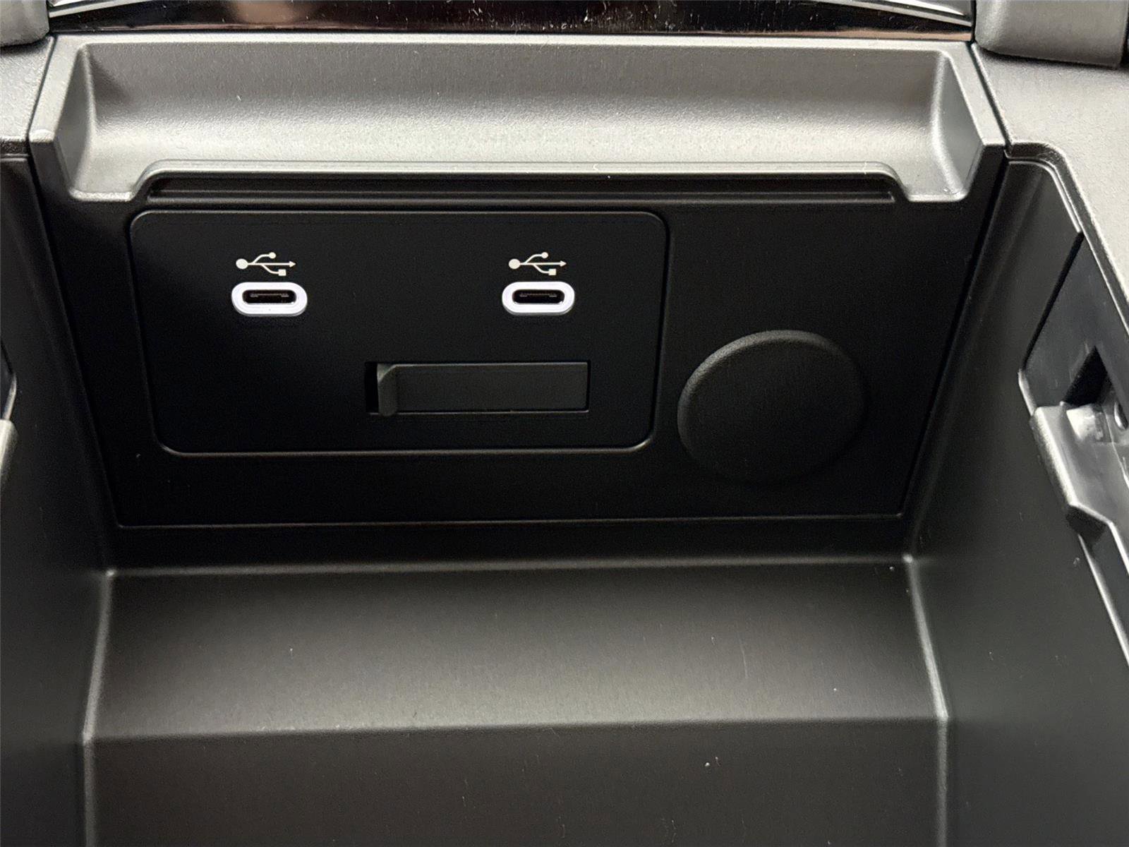 New 2026 MAZDA MAZDA3 Carbon image 35