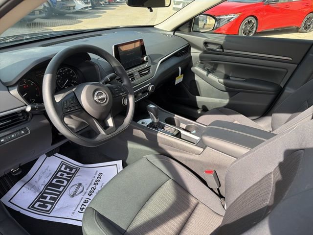 Certified 2025 Nissan Altima 2.5 S FWD image 10